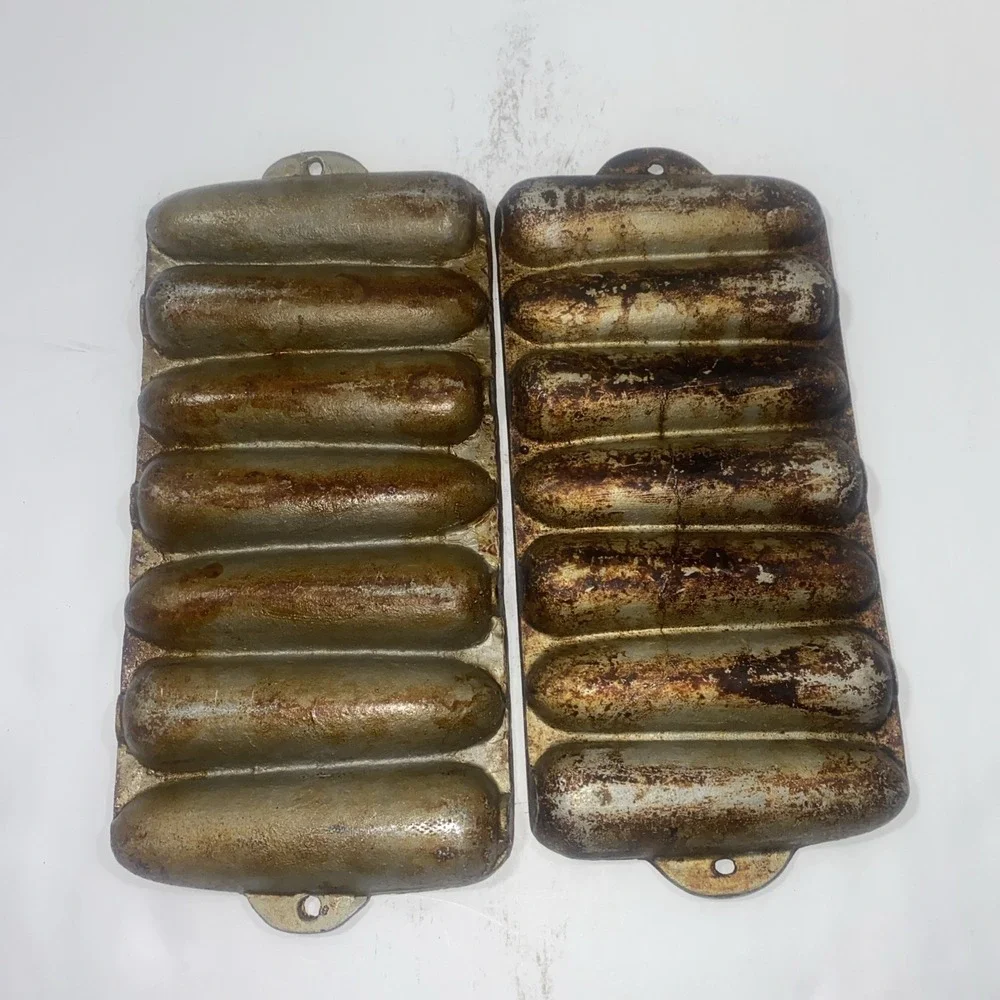 VTG Corn Stick Pan Cast Aluminum 7 Stick Cornbread‎ Mold Unbranded SET (2) PANS